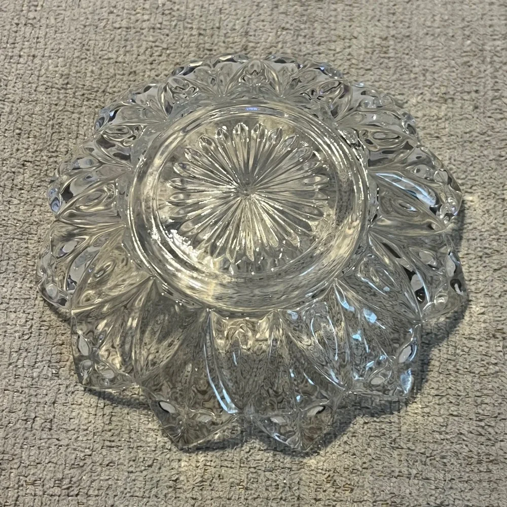 Vintage Federal Glass Petal Pattern Clear Scalloped Starburst Bowl 6 Inch